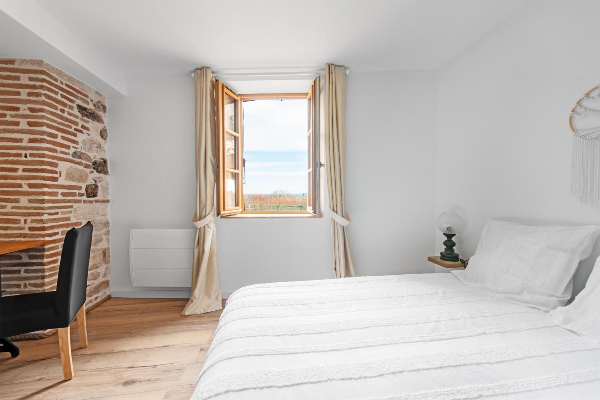 Les Portes De Apartment